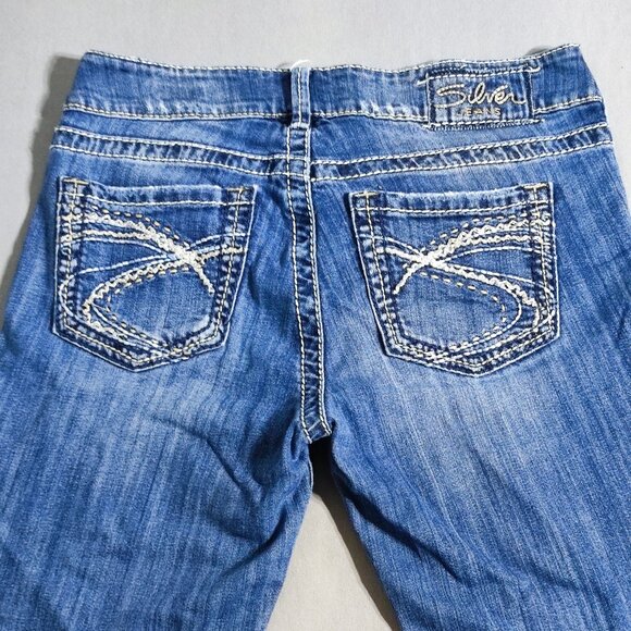 Silver Suki Capri jeans women's size 28 hard washed denim blue straight leg - Picture 4 of 16